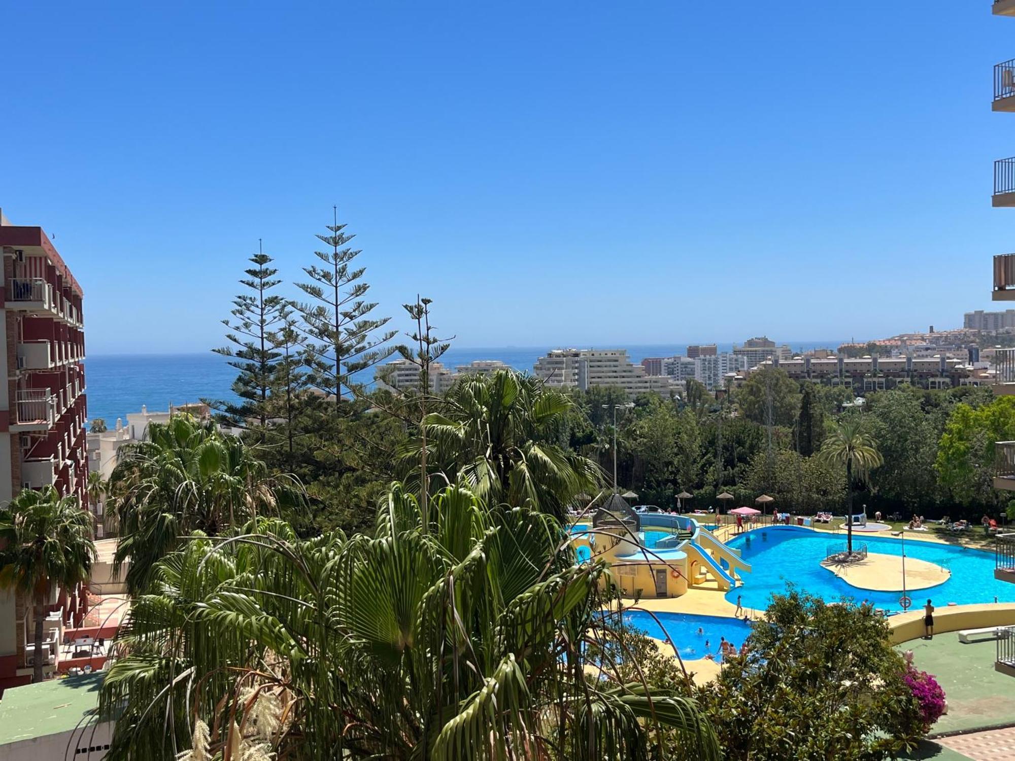 Apartment With Nice View In Benalmadena Jupiter Exterior photo